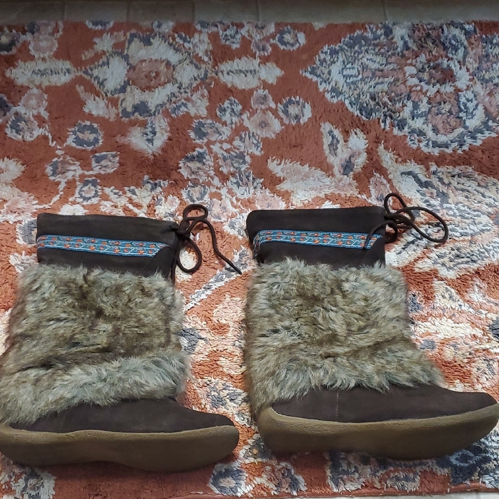 Rampage "Fetish" Brown Faux Fur Suede Leather Winter Boots, SIZE 6.5